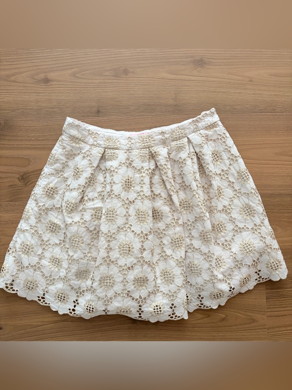 white and gold metallic floral lace Harlie skirt Lilly Pulitzer size 6